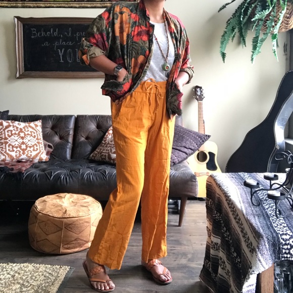 Tropical print light wind breaker - Picture 2 of 6